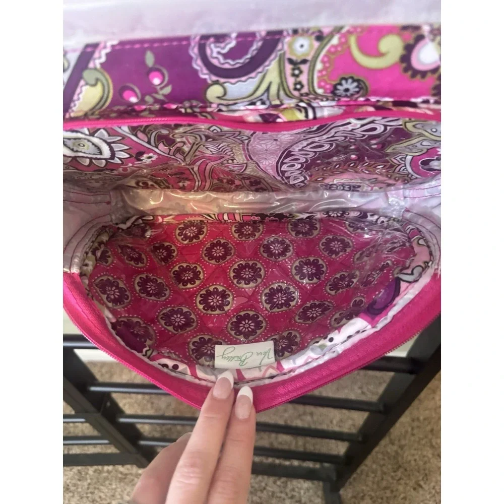 Vera Bradley Very Berry Paisley Hanging Travel Organizer Toiletry Bag Pink Purpl